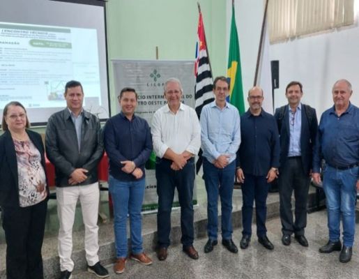 Garça recebe representantes de 18 municípios no 1º encontro técnico regional dos resíduos sólidos